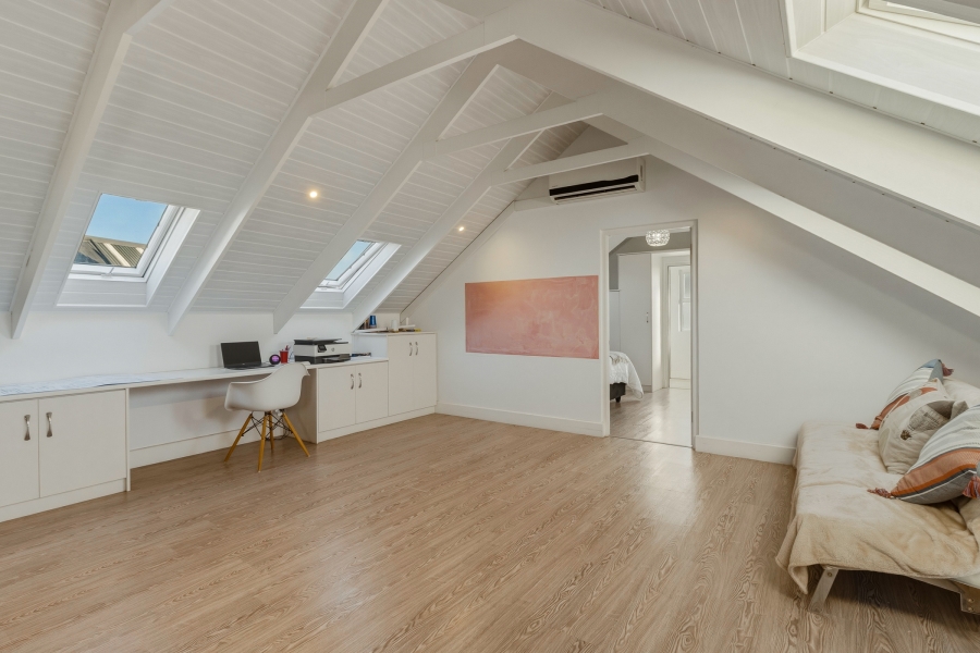 4 Bedroom Property for Sale in Croydon Vineyard Estate Western Cape